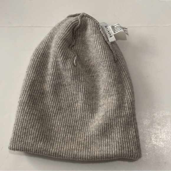 EUC Babaton Cashmere Wool Beanie Size OS, LIGHT GREY - Picture 3 of 4